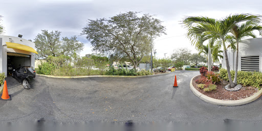 Car Wash «Smart Car Wash NMB», reviews and photos, 472 NE 167th St, North Miami Beach, FL 33162, USA