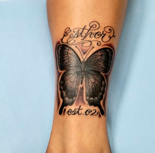 Tattoo Shop «Lucky You Tattoos», reviews and photos, 181 W Alameda St A, Manteca, CA 95336, USA