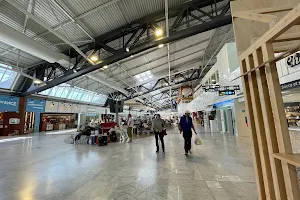 Nice Côte d'Azur Airport image
