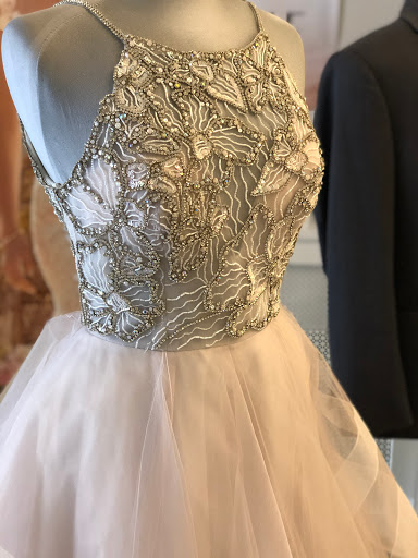Bridal Shop «J & B Bridals & Formals», reviews and photos, 136 S Main St, Chambersburg, PA 17201, USA