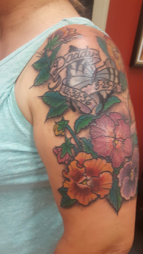 Tattoo Shop «Modern Vintage Tattoo», reviews and photos, 104 Carlisle St, Gettysburg, PA 17325, USA