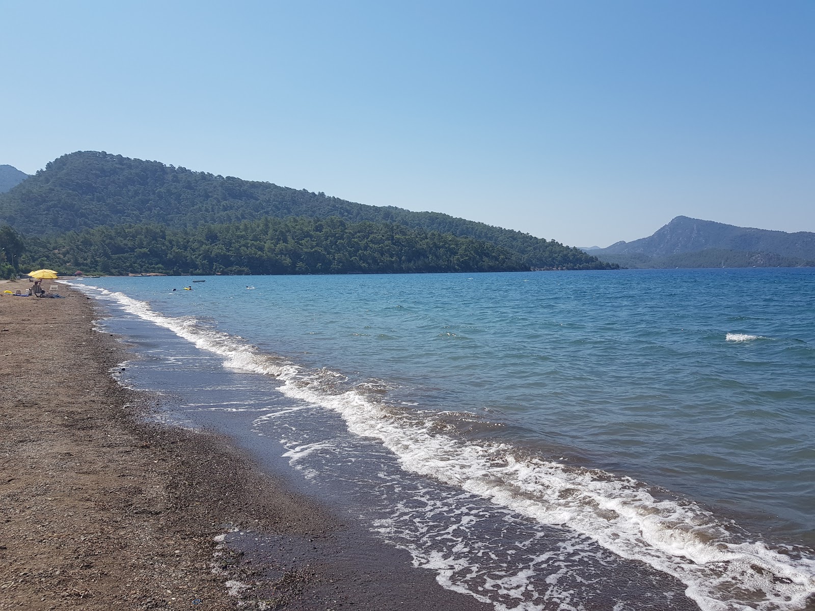 Foto von Hisaronu Koyu beach mit sehr sauber Sauberkeitsgrad