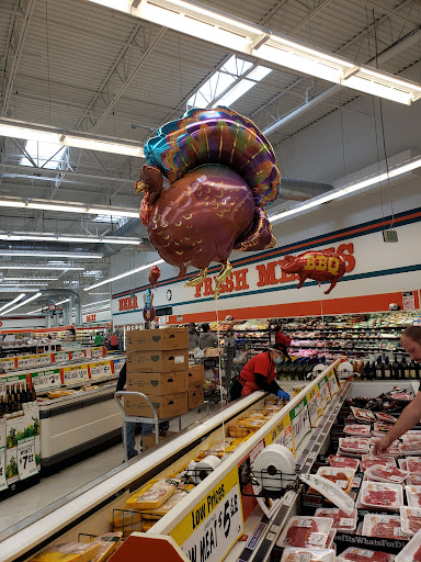 Supermarket «WinCo Foods», reviews and photos, 200 Blue Ravine Rd, Folsom, CA 95630, USA