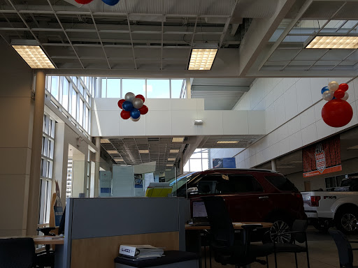 Car Dealer «Bill Estes Ford», reviews and photos, 450 N Northfield Dr, Brownsburg, IN 46112, USA