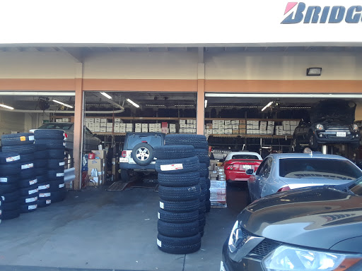 Tire Shop «Firestone Complete Auto Care», reviews and photos, 1701 N Sepulveda Blvd, Manhattan Beach, CA 90266, USA