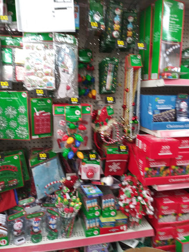 Home Goods Store «Dollar General», reviews and photos, 4115 N El Dorado St, Stockton, CA 95204, USA