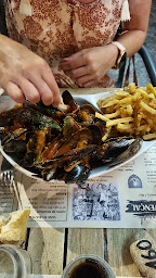 Photo n°100 de Restaurant le Provençal à Sanary-sur-Mer ()