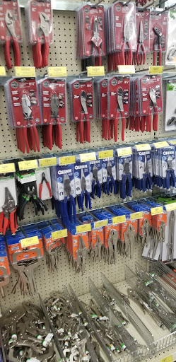 Hardware Store «Harbor Freight Tools», reviews and photos, 1460 Main St, Hamilton, OH 45013, USA