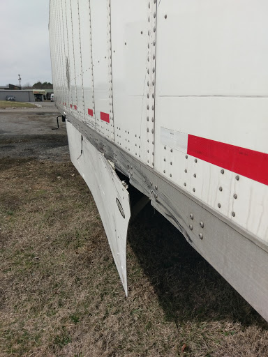 Towing Service «Portland Collision Center», reviews and photos, 412 TN-52, Portland, TN 37148, USA