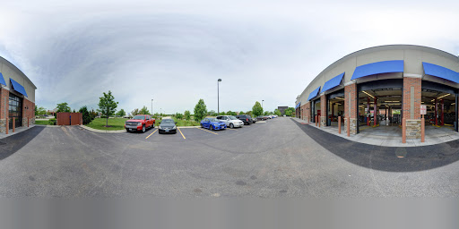 Travel Agency «AAA Vernon Hills Car Care Plus», reviews and photos, 1680 N Milwaukee Ave, Vernon Hills, IL 60061, USA