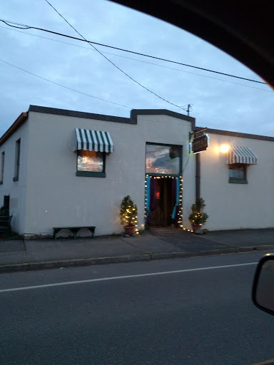 Movie Theater «Triad Arts Theater», reviews and photos, 102 E Yelm Ave, Yelm, WA 98597, USA