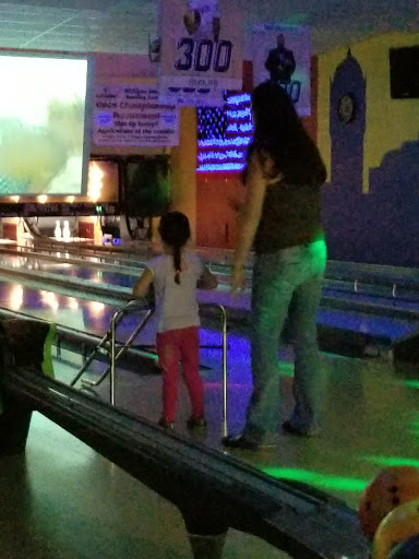 Bowling Alley «Chelsea Lanes Inc», reviews and photos, 1180 S Main St, Chelsea, MI 48118, USA