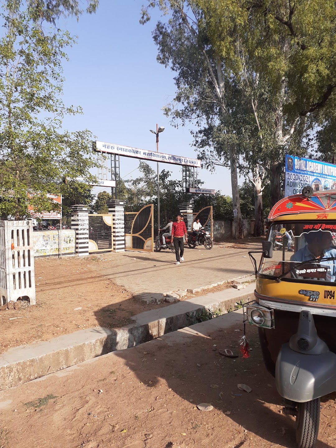 N.m.v. College