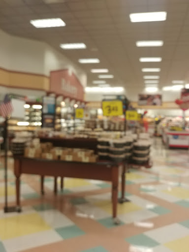 Grocery Store «Jay C Food Plus», reviews and photos, 815 Highlander Point Dr, Floyds Knobs, IN 47119, USA