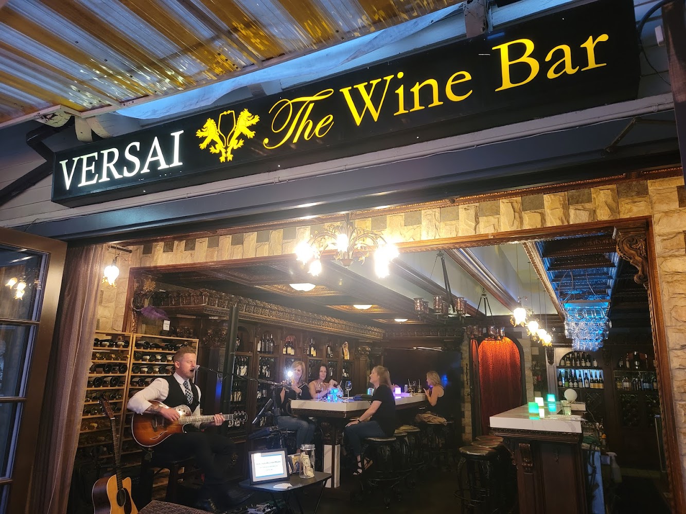 Versai the Wine Bar