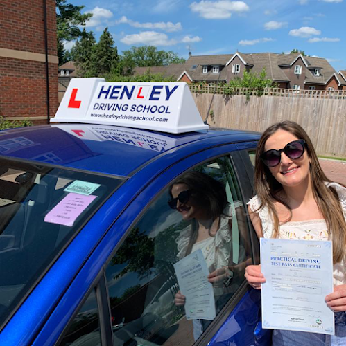 Reviews of Henley Driving School in Reading - Driving school