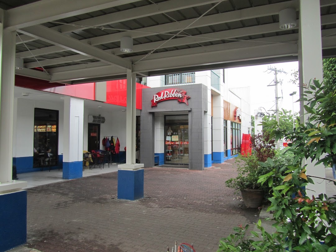 Red Ribbon - Paseo Outlets