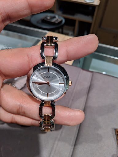 Watch Store «Fossil Store», reviews and photos, 2964 Livermore Outlets Dr #265, Livermore, CA 94551, USA
