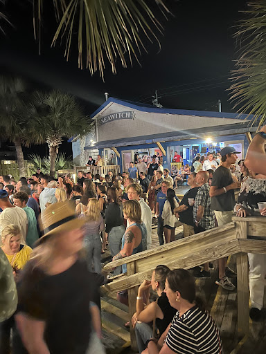 Bar & Grill «SeaWitch Cafe & Tiki Bar», reviews and photos, 227 Carolina Beach Ave N, Carolina Beach, NC 28428, USA