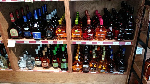 Liquor Store «Shyamrock Liquors», reviews and photos, 2926 Nashville Rd, Bowling Green, KY 42101, USA