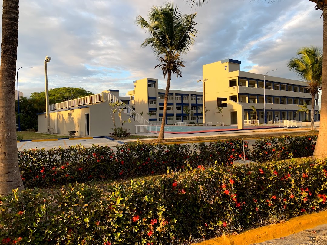 Construcción Politecnico ITLA