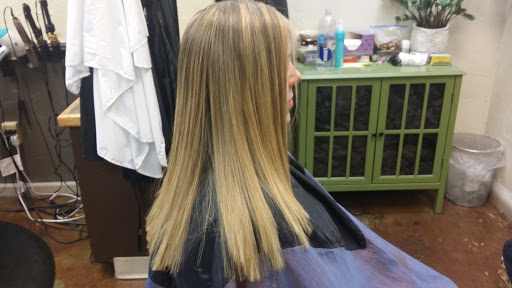 Hair Salon «Olivia A Salon», reviews and photos, 2101 Taylor Rd, Montgomery, AL 36117, USA