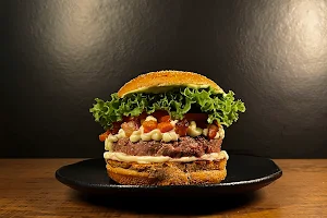 Ravinoo´s Burger image