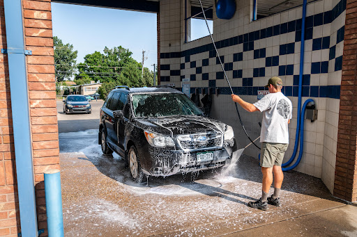 Autowash @ Longmont Car Wash en Longmont
