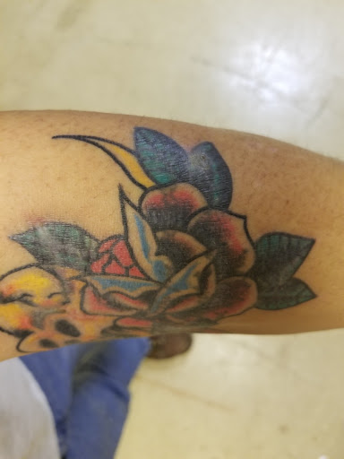 Tattoo Shop «Sinners & Saints Tattoo», reviews and photos, 252 S Highland Ave, Pittsburgh, PA 15206, USA