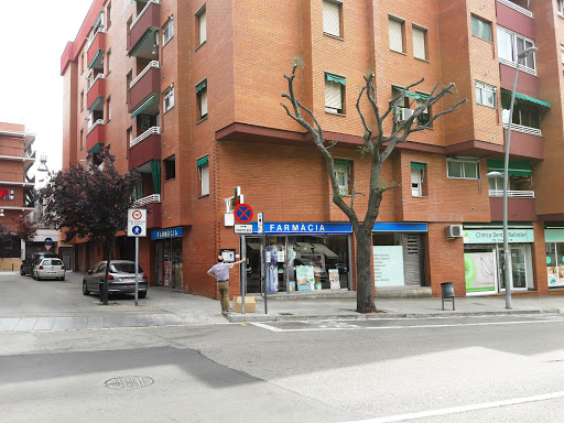 Información y opiniones sobre Farmàcia Montserrat Garrido de Viladecans