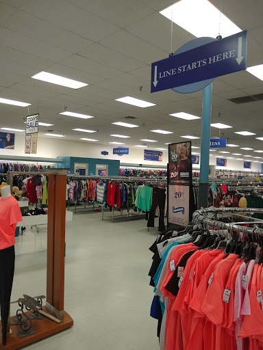 Thrift Store «Goodwill Industries of Middle Tennessee», reviews and photos, 1220 Huntsville Hwy, Fayetteville, TN 37334, USA