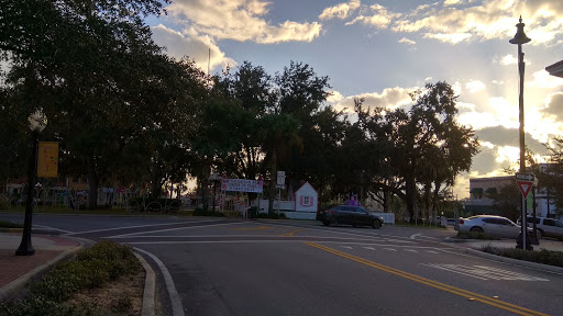 Beauty Salon «Cut N Up Salon», reviews and photos, 116 N Ridgewood Dr, Sebring, FL 33870, USA