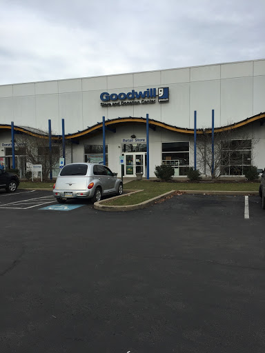 Computer Store «Goodwill Lawrenceville», reviews and photos, 125 51st St, Pittsburgh, PA 15201, USA