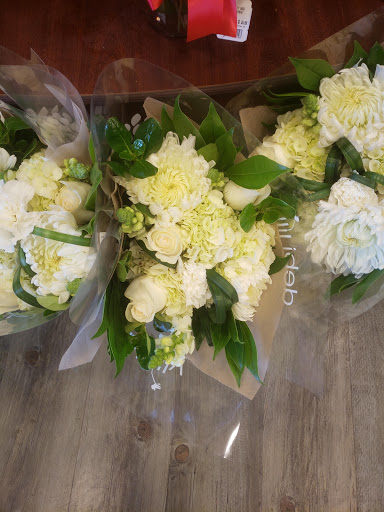 Grocery Store «Safeway», reviews and photos, 138 W Ellendale Ave, Dallas, OR 97338, USA