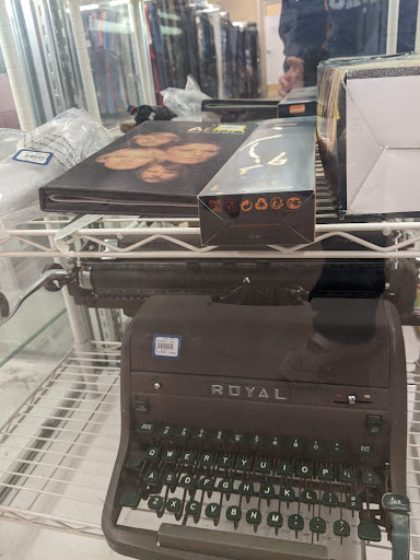 Thrift Store «Goodwill», reviews and photos, 1550 41st Ave I, Capitola, CA 95010, USA