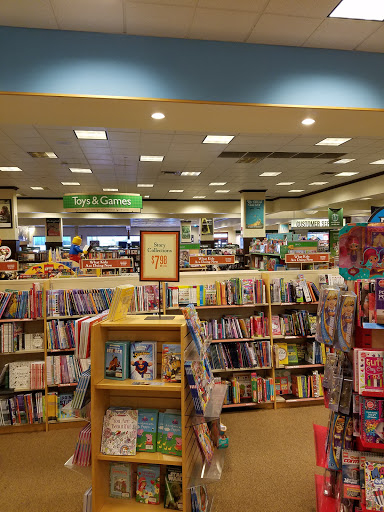 Book Store «Barnes & Noble», reviews and photos, 2191 N Rainbow Blvd, Las Vegas, NV 89108, USA
