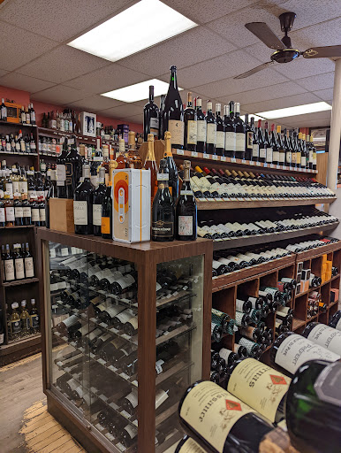 Food Store «Rochambeau Wines & Liquor Inc», reviews and photos, 389 Broadway, Dobbs Ferry, NY 10522, USA