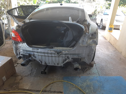 Auto Body Shop «Maaco Collision Repair & Auto Painting», reviews and photos, 16140 Woodinville-Redmond Rd NE #6, Woodinville, WA 98072, USA