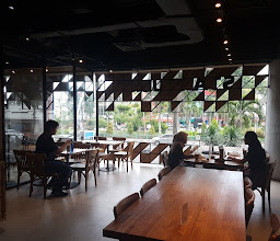Starbucks Tunjungan Plaza 2 photo