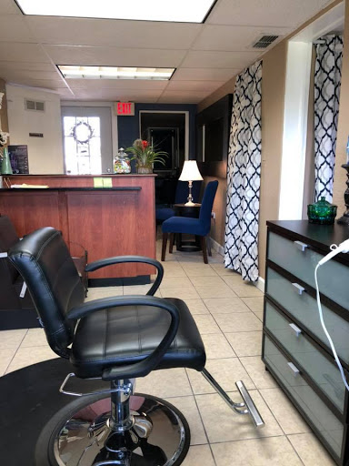 Beauty Salon «Bella Vie Hair Salon», reviews and photos, 430 Summerhaven Dr # 100, DeBary, FL 32713, USA