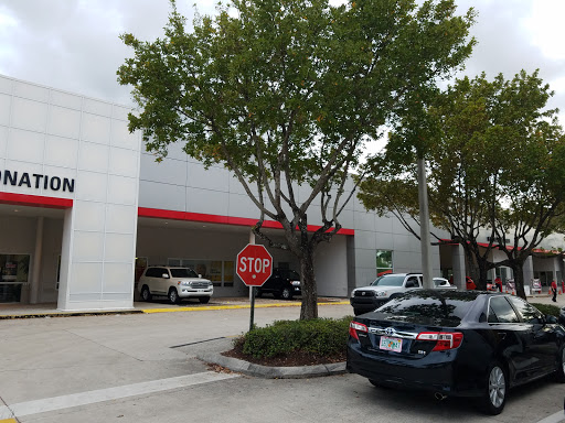 Toyota Dealer «AutoNation Toyota Weston», reviews and photos, 4050 Weston Rd, Davie, FL 33331, USA