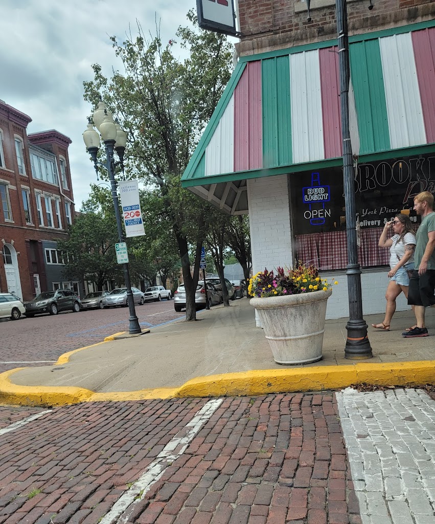 Brooke's Pizza 12019