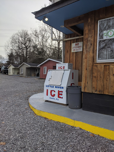 Vacation Home Rental Agency «Fish Island», reviews and photos, 3535 Blue Spring Rd, Cadiz, KY 42211, USA