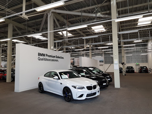 Bmw dealers Zurich