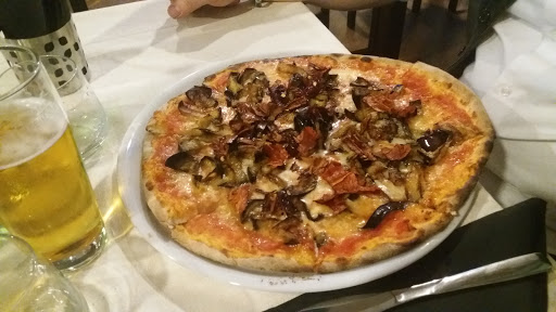 Il Pasticcio | Trattoria - Pizzeria forno a legna in Matera, Provincia di Matera