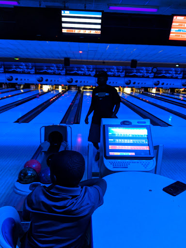 Bowling Alley «Park Centre Lanes», reviews and photos, 7313 Whipple Ave NW, North Canton, OH 44720, USA