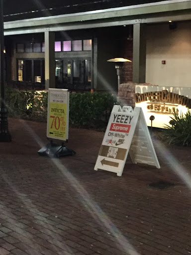 Shoe Store «Sneaker Syndicate», reviews and photos, 213 N Magnolia Ave, Orlando, FL 32801, USA