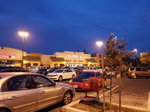 Clothing Store «Ross Dress for Less», reviews and photos, 3900 Sisk Rd, Modesto, CA 95356, USA