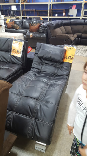 Furniture Store «Weekends Only Furniture & Mattress», reviews and photos, 411 Mid Rivers Mall Dr, St Peters, MO 63376, USA