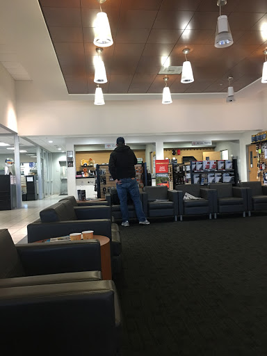 Toyota Dealer «Hanlees Davis Toyota», reviews and photos, 4202 Chiles Rd, Davis, CA 95616, USA